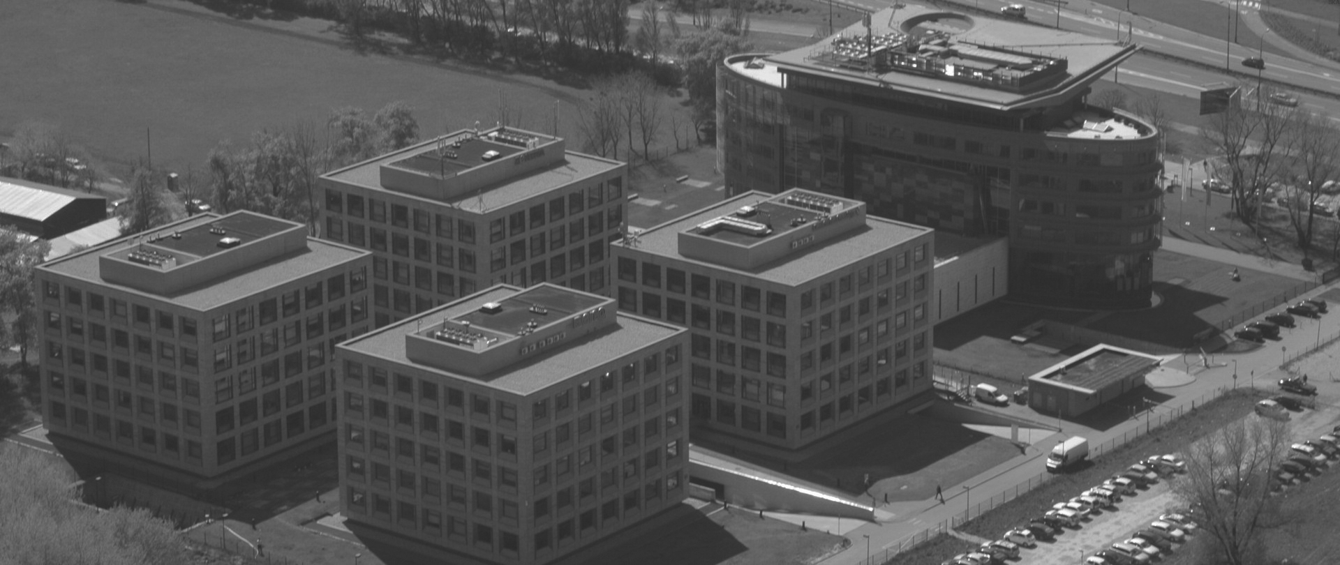 PKOl &amp; AthinaPark
Warszawa, ul.Wybrzeże Gdyńskie